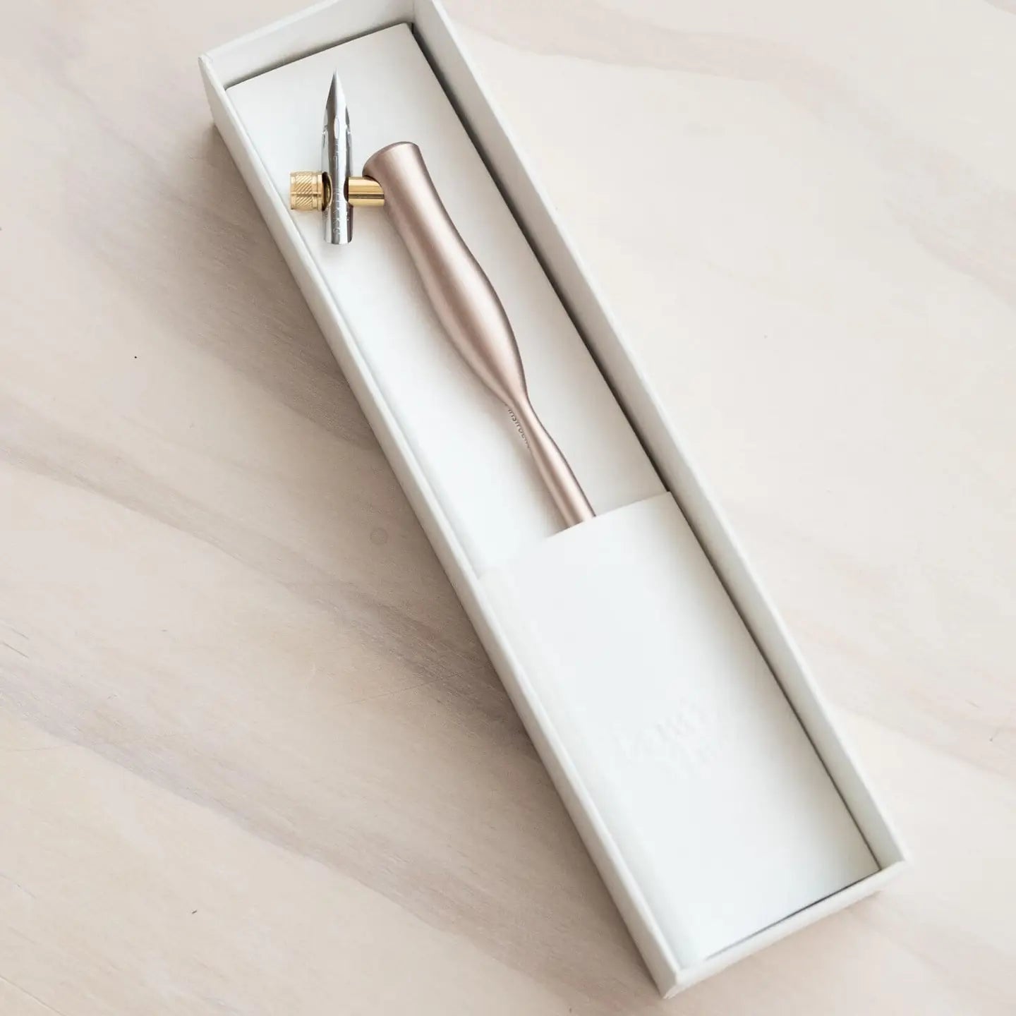 Flourish Calligraphy Pen, Oblique (Rose Gold)