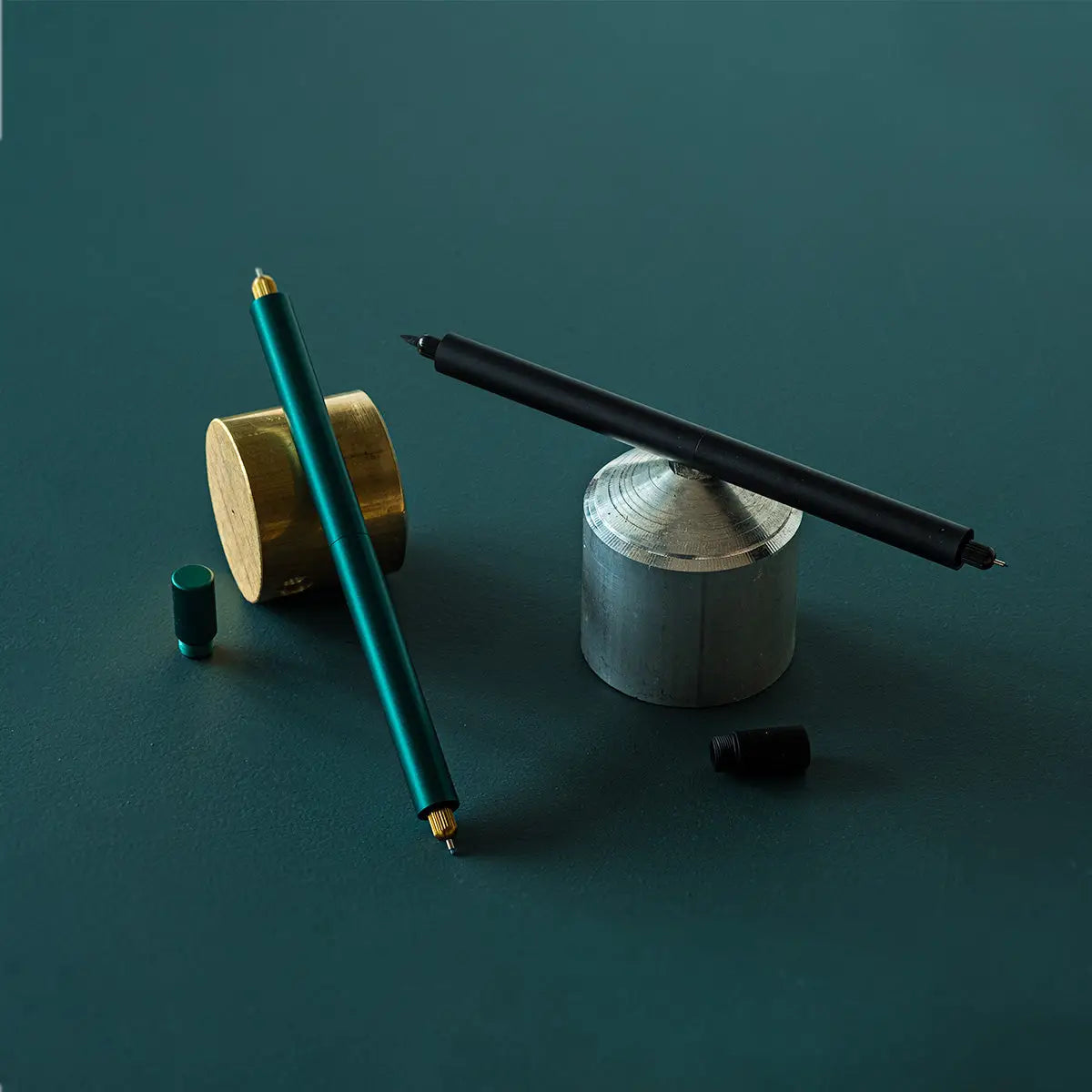 Lumos Pro - Refillable Multi-Tip Pen, Matte Black, Single Tip