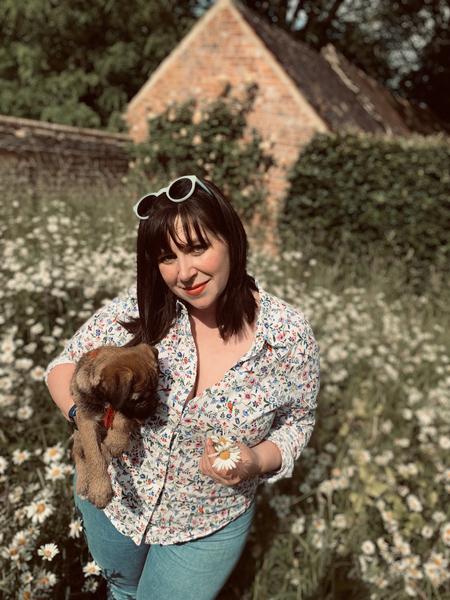 WILDFLOWERS & A NAUGHTY PUPPY